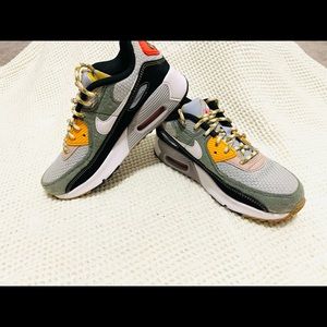 Air Max 90 Size 3Y